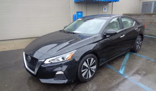 2021 Nissan Altima SV's photo