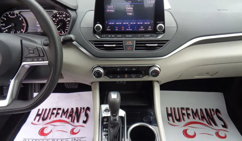 
								NISSAN ALTIMA SV full									