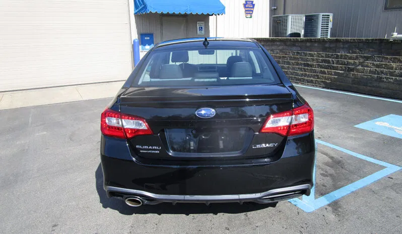 
								SUBARU LEGACY SPORT full									