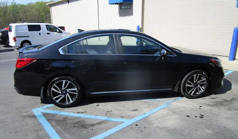 
								SUBARU LEGACY SPORT full									