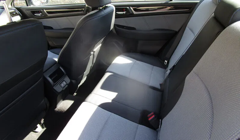 
								SUBARU LEGACY SPORT full									