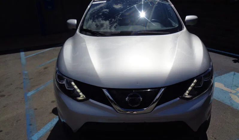
								NISSAN ROGUE SPORT S full									