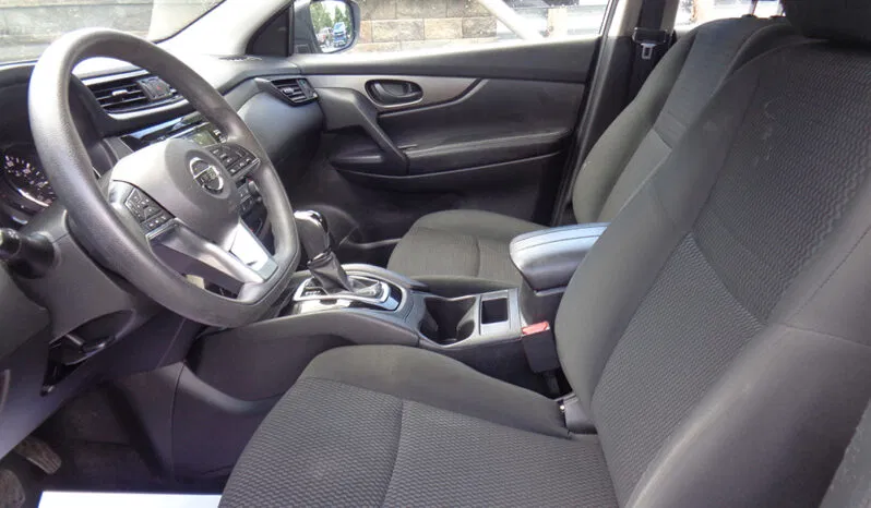 
								NISSAN ROGUE SPORT S full									