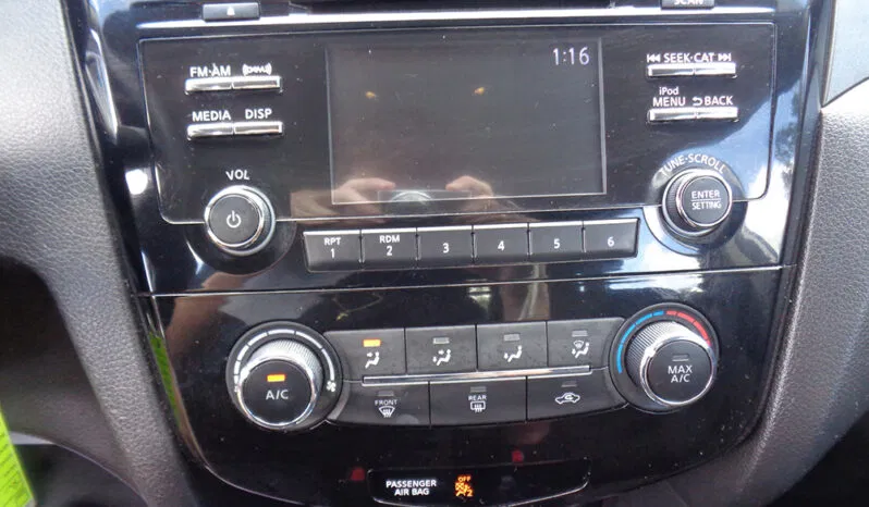 
								NISSAN ROGUE SPORT S full									