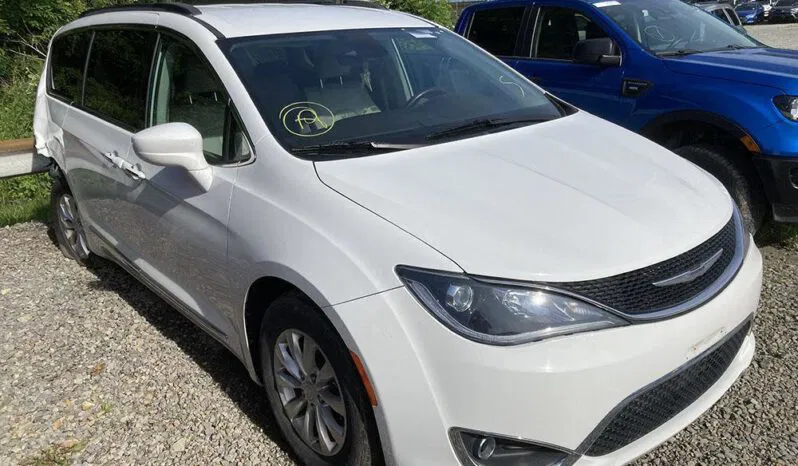 
								CHRYSLER PACIFICA TOURING L full									