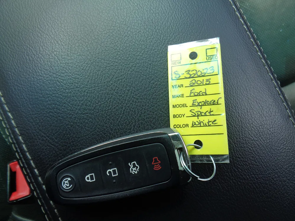 
								FORD EXPLORER SPORT full									