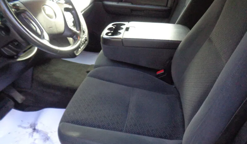 
								CHEVROLET SUBURBAN LS full									