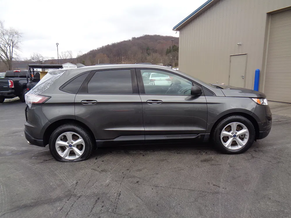
								FORD EDGE SE full									