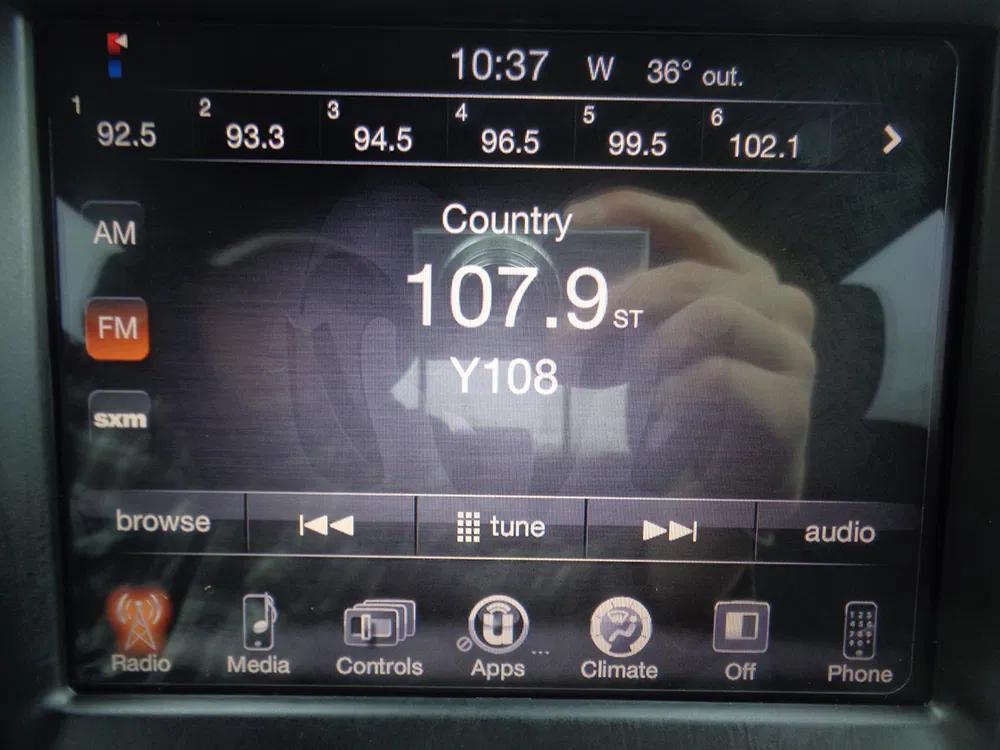 
								RAM 1500 BIGHORN CREW CAB full									