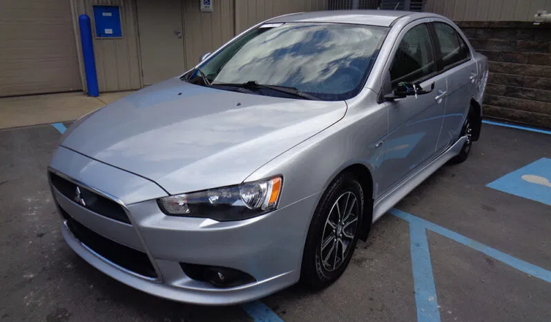 
								MITSUBISHI LANCER SE full									
