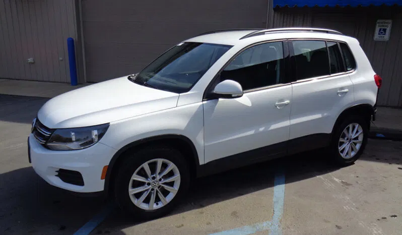 
								VOLKSWAGEN TIGUAN LIMITED full									