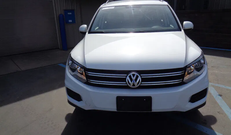 
								VOLKSWAGEN TIGUAN LIMITED full									