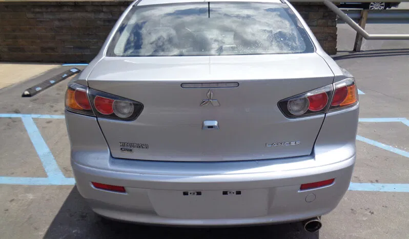 
								MITSUBISHI LANCER SE full									