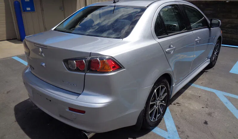 
								MITSUBISHI LANCER SE full									