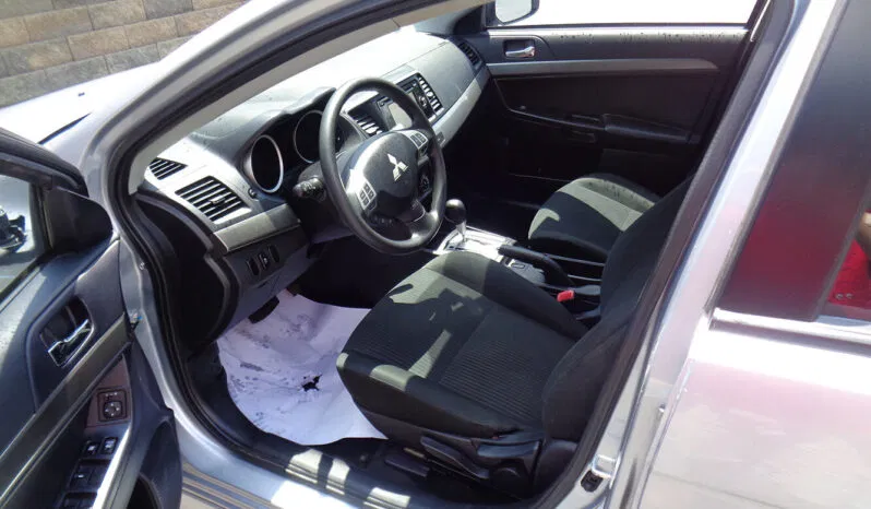 
								MITSUBISHI LANCER SE full									