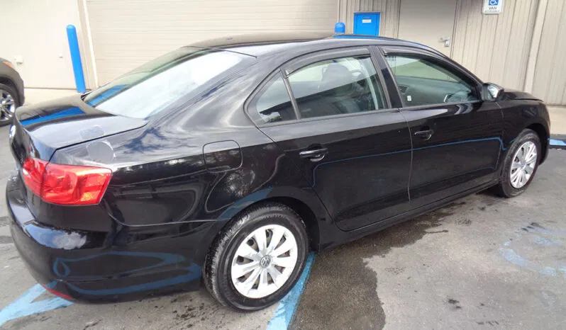 
								VOLKSWAGEN JETTA S full									