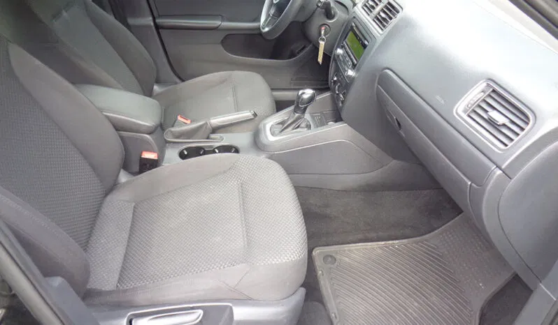 
								VOLKSWAGEN JETTA S full									