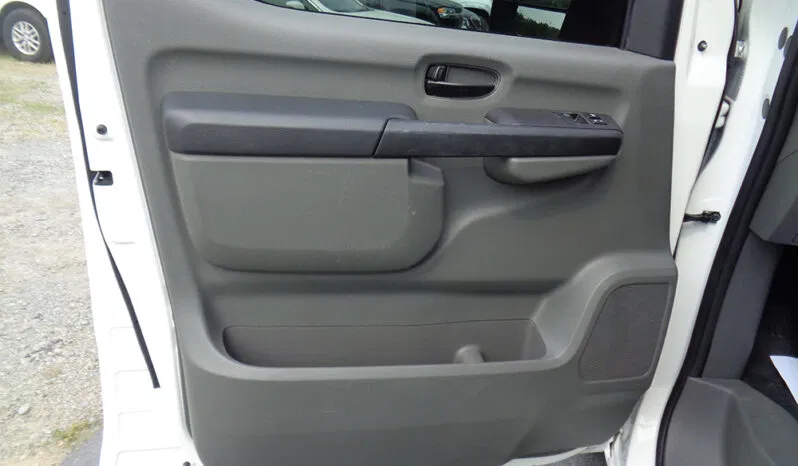 
								NISSAN NV 2500 CARGO S full									