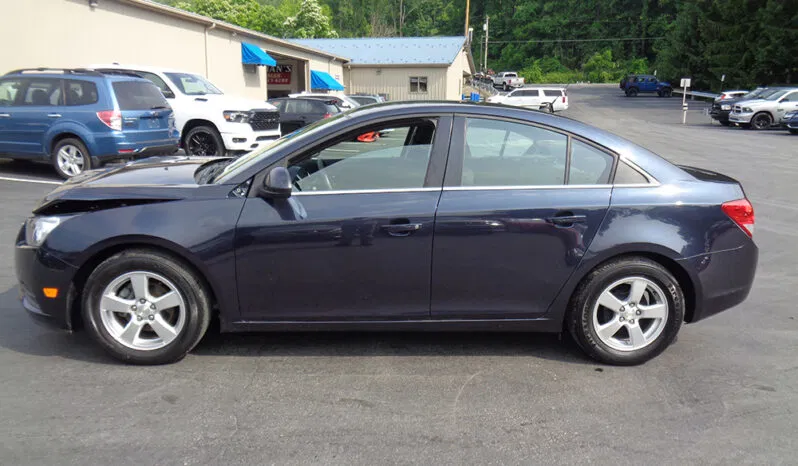 
								CHEVROLET CRUZE LT full									