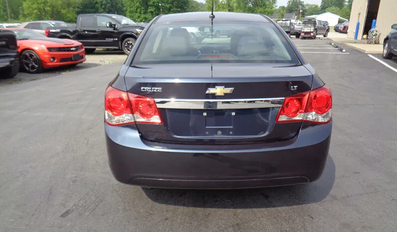 
								CHEVROLET CRUZE LT full									