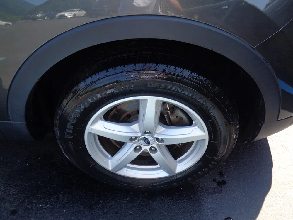 
								FORD EXPLORER XLT full									