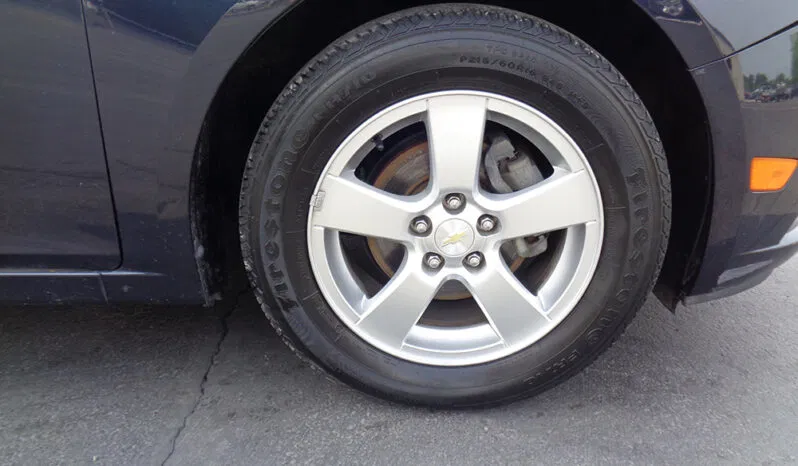 
								CHEVROLET CRUZE LT full									