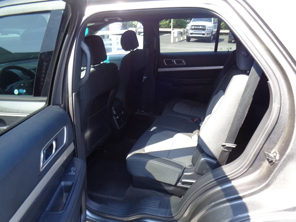 
								FORD EXPLORER XLT full									