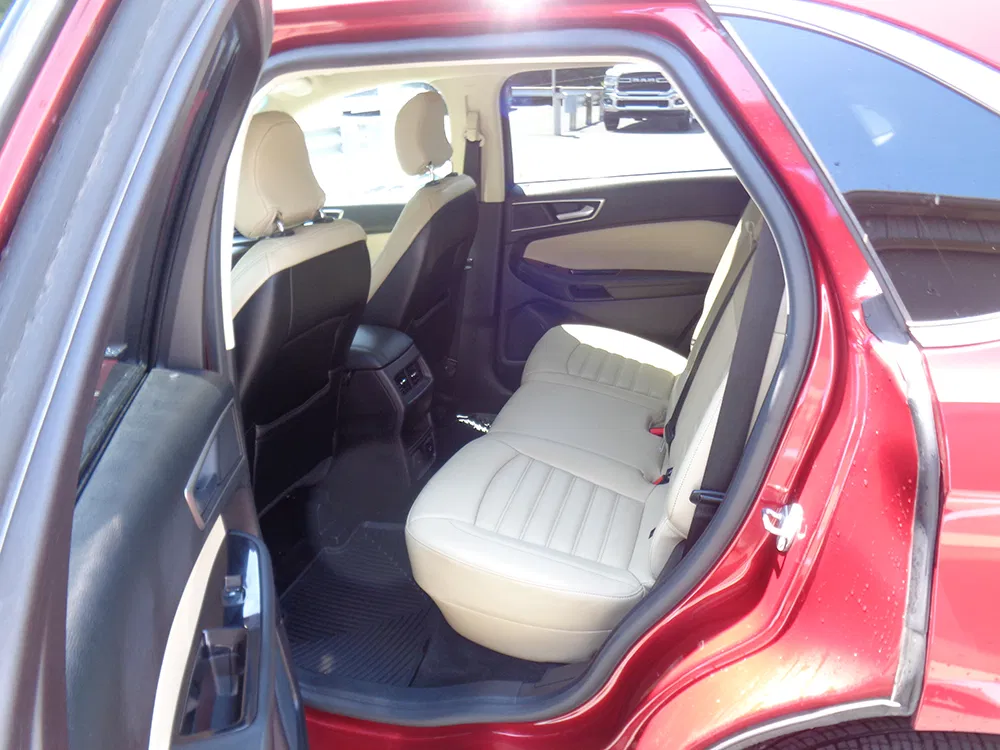 
								FORD EDGE SEL full									