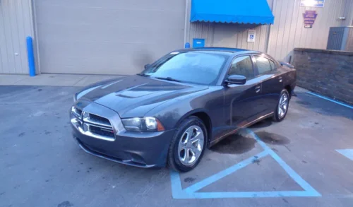 2014 Dodge Charger SE's photo