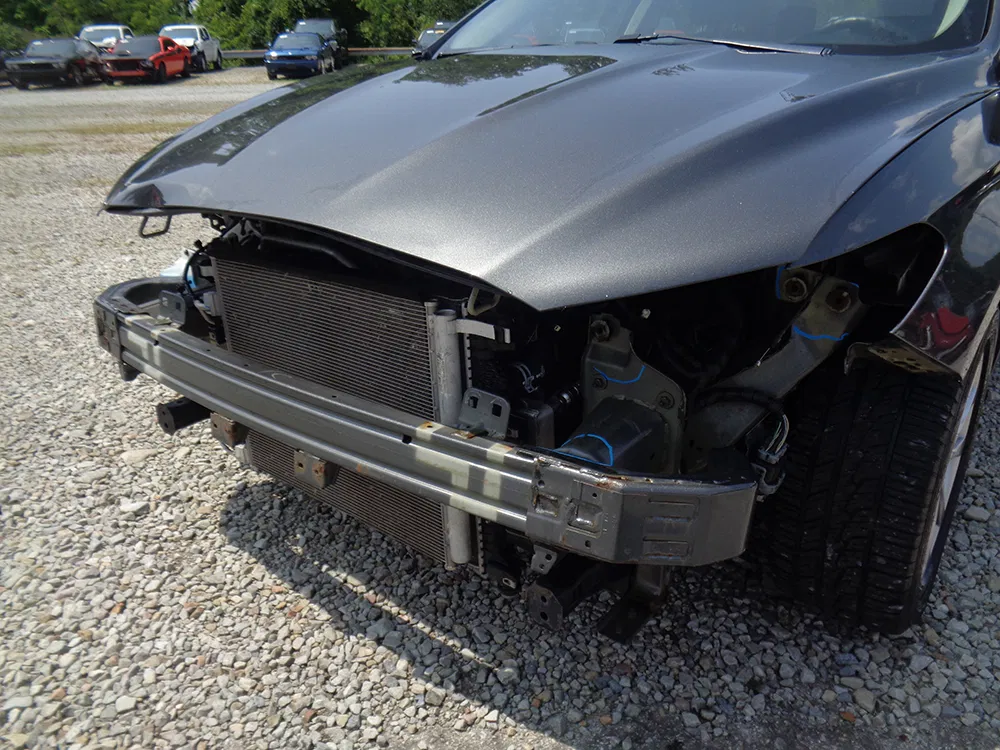 
								FORD FUSION SE full									