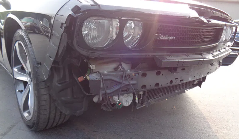
								DODGE CHALLENGER SXT full									