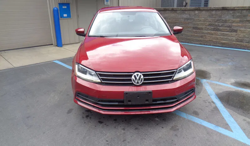 
								VOLKSWAGEN JETTA S full									