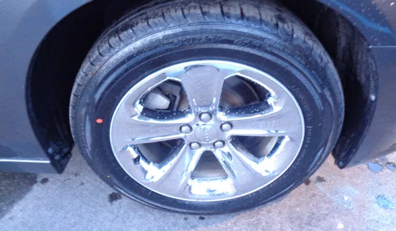 
								DODGE CHARGER SE full									