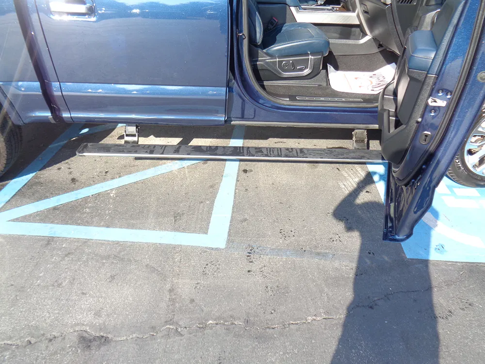 
								FORD F-150 LIMITED SUPER CREW CAB full									