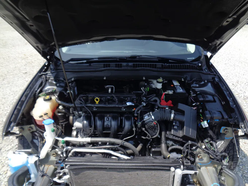 
								FORD FUSION SE full									