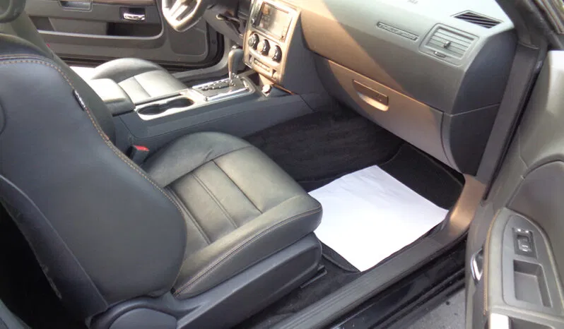 
								DODGE CHALLENGER SXT full									