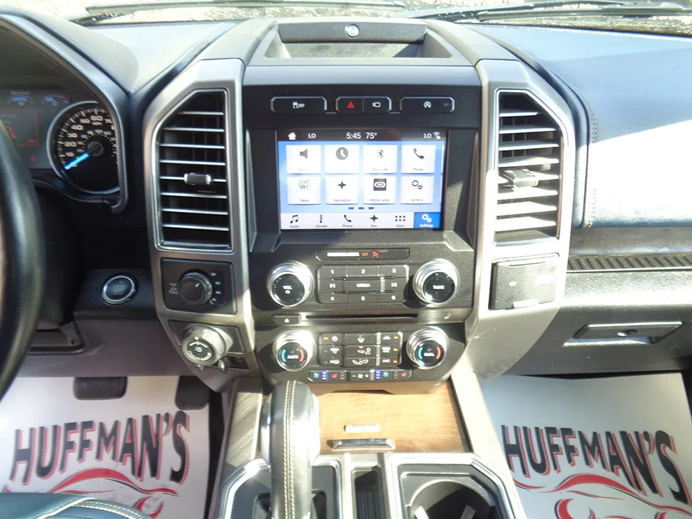 
								FORD F-150 LIMITED SUPER CREW CAB full									