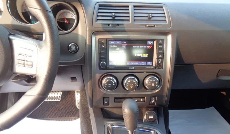 
								DODGE CHALLENGER SXT full									