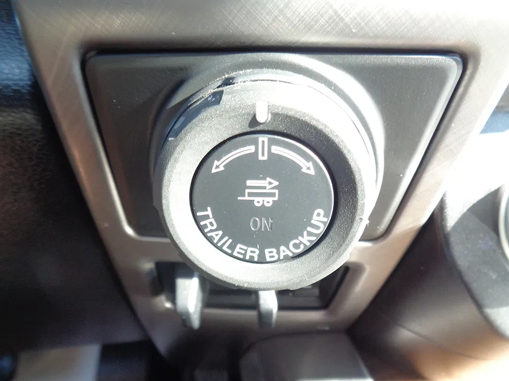 
								FORD F-150 LIMITED SUPER CREW CAB full									