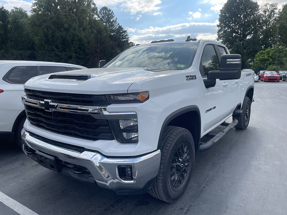 CHEVROLET SILVERADO 2500 HD LT ALASKAN EX CAB – Huffman's Auto Sales