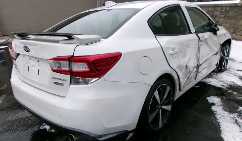 
								SUBARU IMPREZA SPORT full									