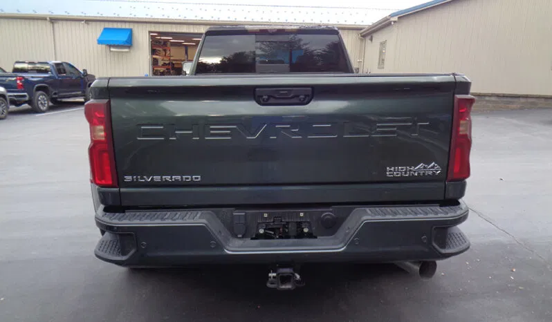 
								CHEVROLET SILVERADO 3500 HIGH COUNTRY CREW CAB DUALLY 8′ BED full									
