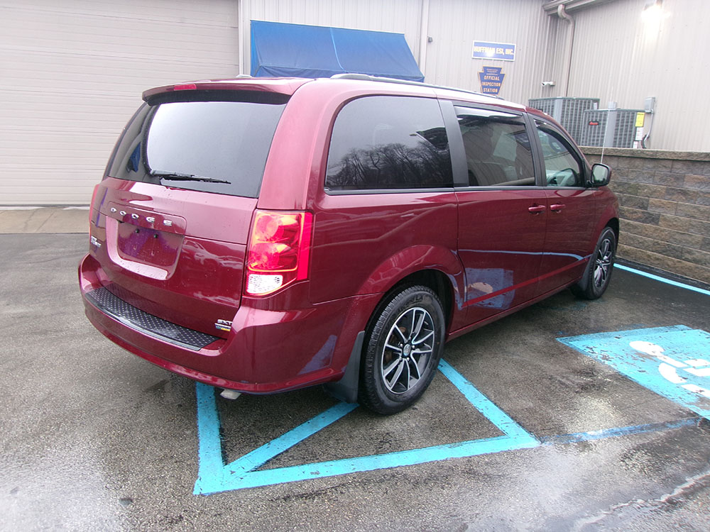 
								DODGE GRAND CARAVAN SE full									