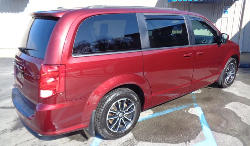 
								DODGE GRAND CARAVAN SE full									