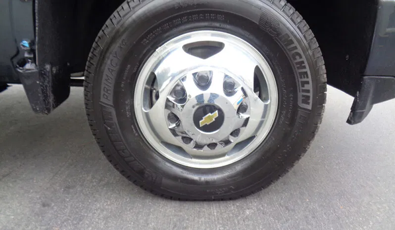 
								CHEVROLET SILVERADO 3500 HIGH COUNTRY CREW CAB DUALLY 8′ BED full									