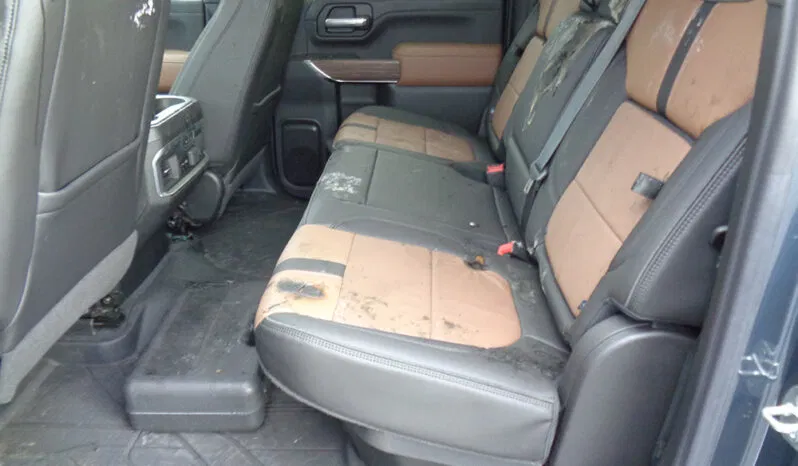 
								CHEVROLET SILVERADO 3500 HIGH COUNTRY CREW CAB DUALLY 8′ BED full									