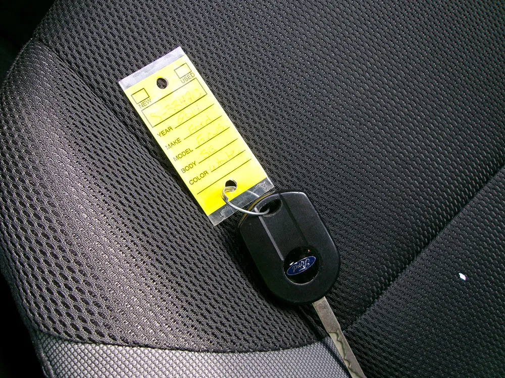 
								FORD FOCUS SE full									