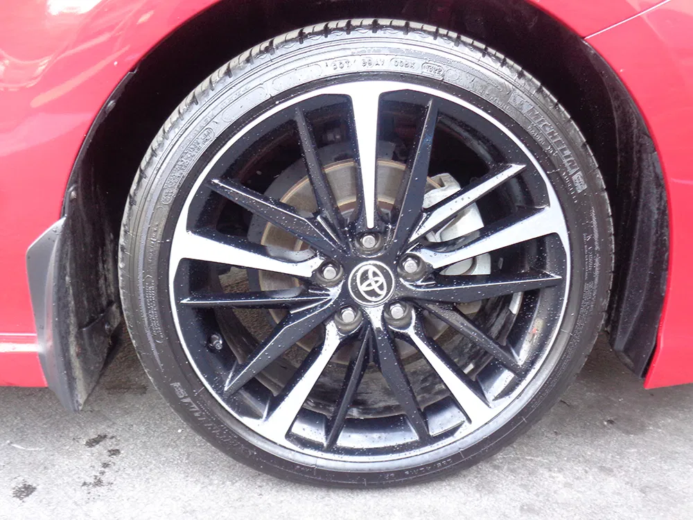 
								TOYOTA CAMRY XSE full									