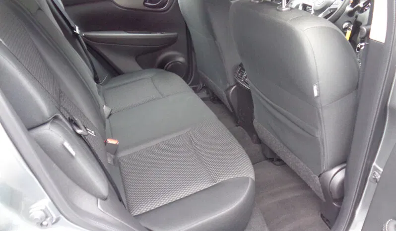 
								NISSAN ROGUE SPORT S full									