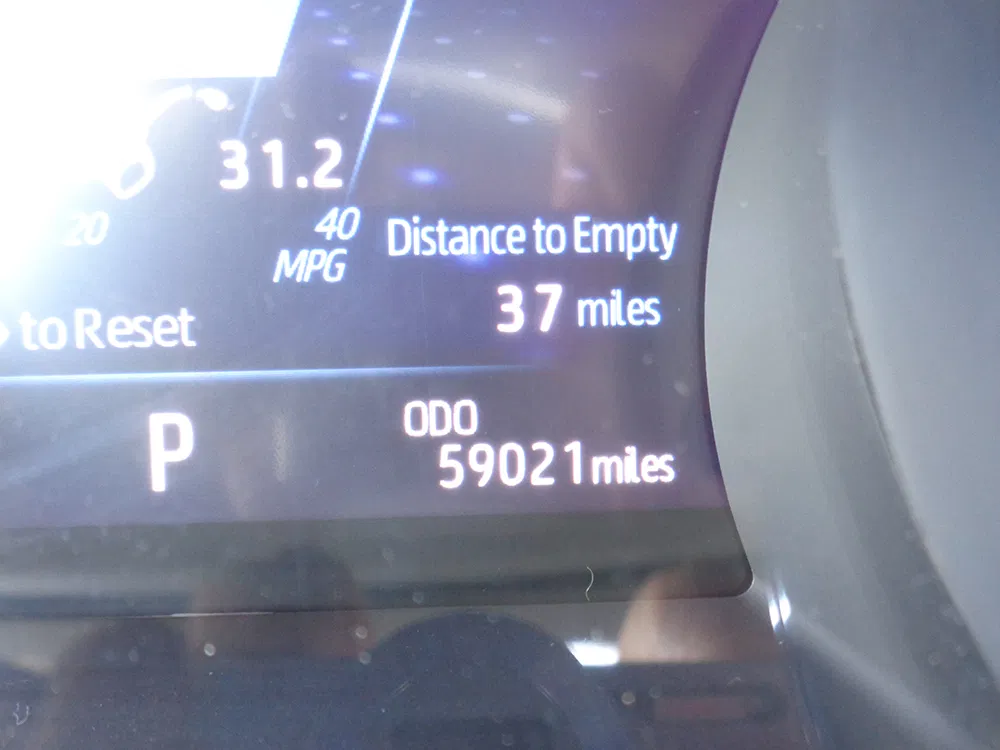 
								TOYOTA CAMRY XSE full									